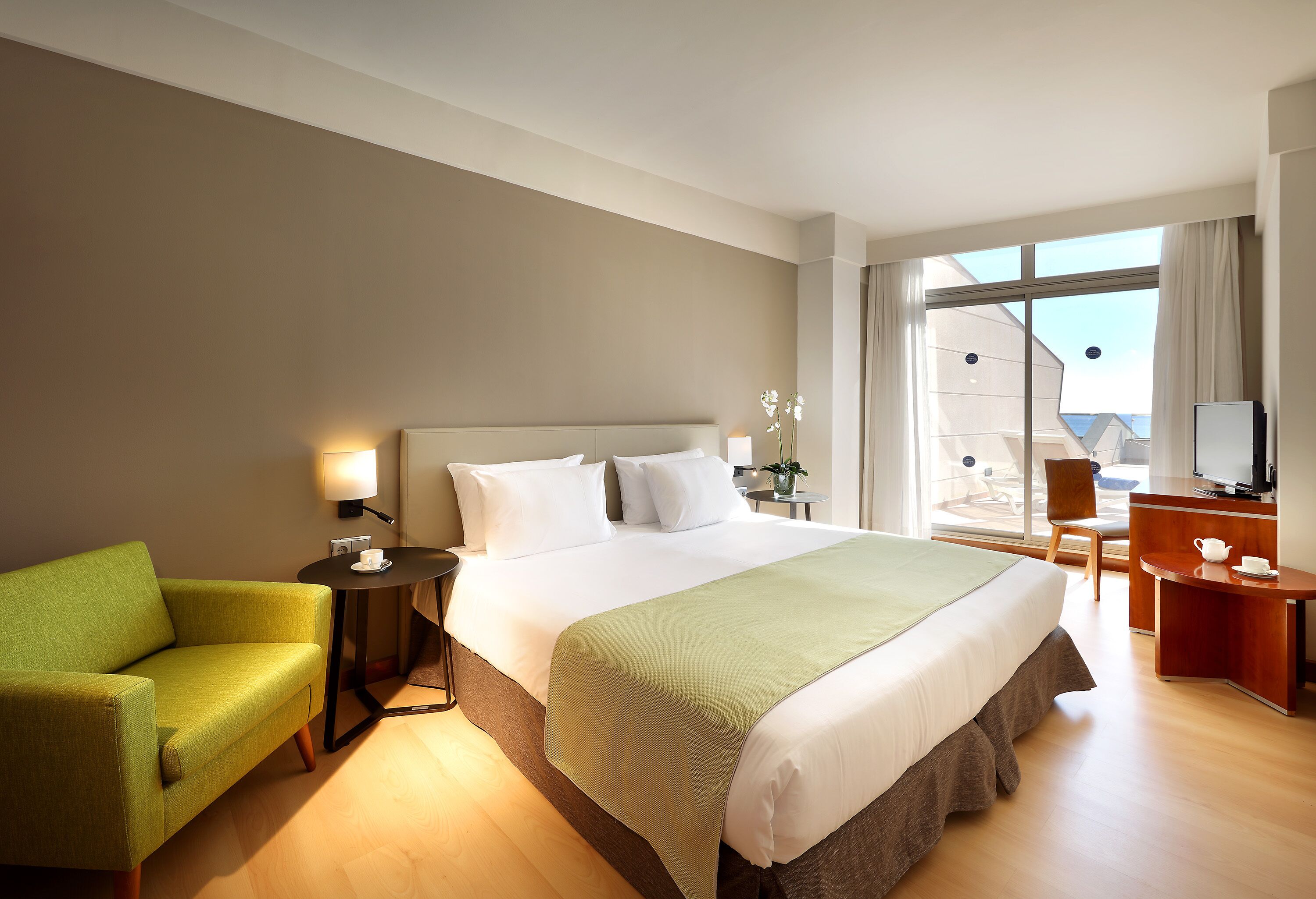In-room safe, desk, laptop workspace, blackout curtains