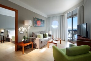 Suite, Sea View | In-room safe, desk, laptop workspace, blackout drapes - Eurostars Las Salinas (Antigua)