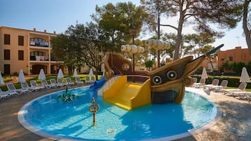 Outdoor pool, pool umbrellas, pool loungers
