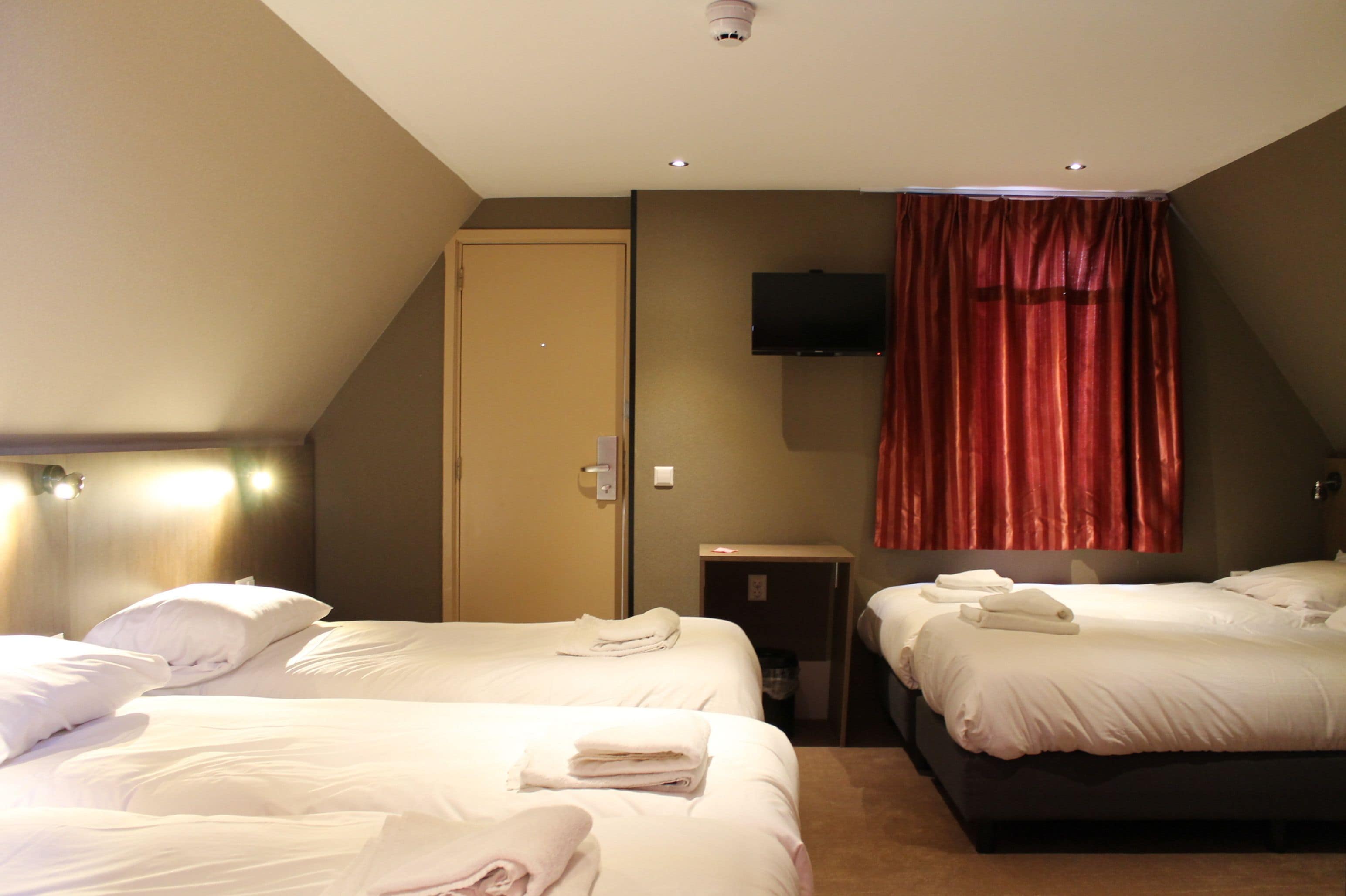 Photo - Aston City Hotel