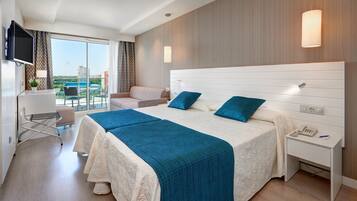 Coffres-forts dans les chambres, bureau, Wi-Fi gratuit, draps fournis