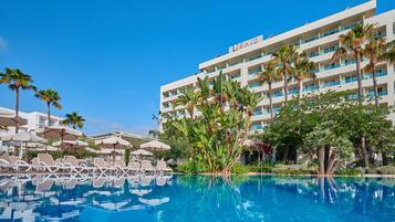 SisÀuima-allas, ulkouima-allas, aurinkotuoleja