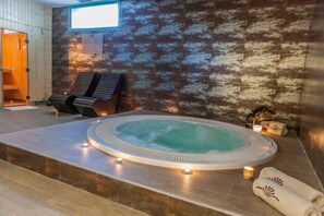 Sauna, Dampfbad, Körperbehandlungen, Ganzkörperwickelbehandlung