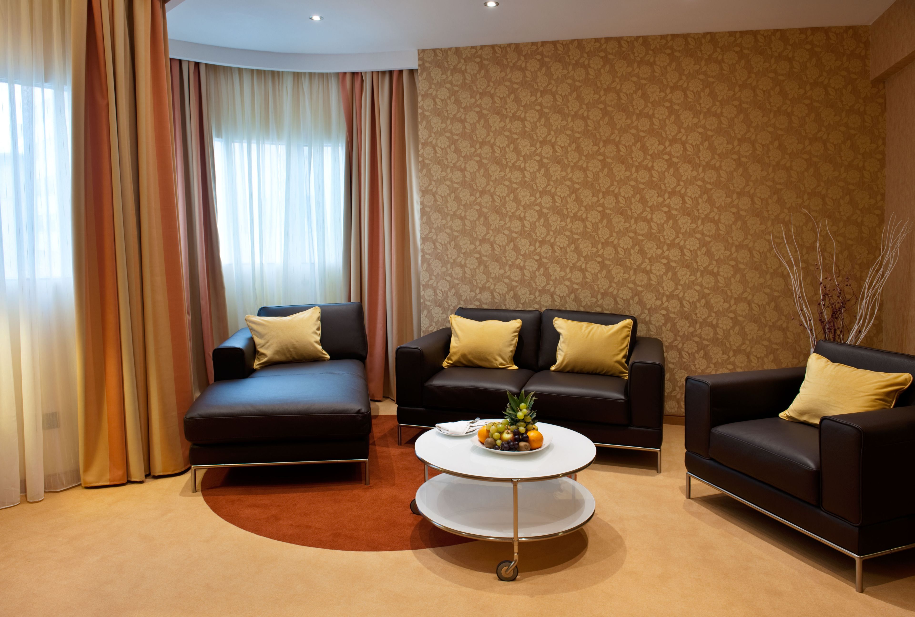 Junior Suite, 1 King Bed | Hypo-allergenic bedding, in-room safe, desk, blackout drapes