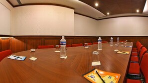 สถานที่จัดงานประชุม