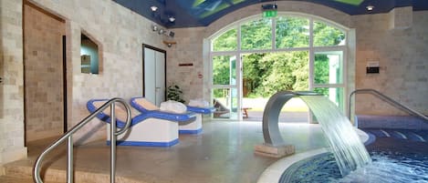 Sauna, steam room, Turkish bath, facials, manicures and pedicures