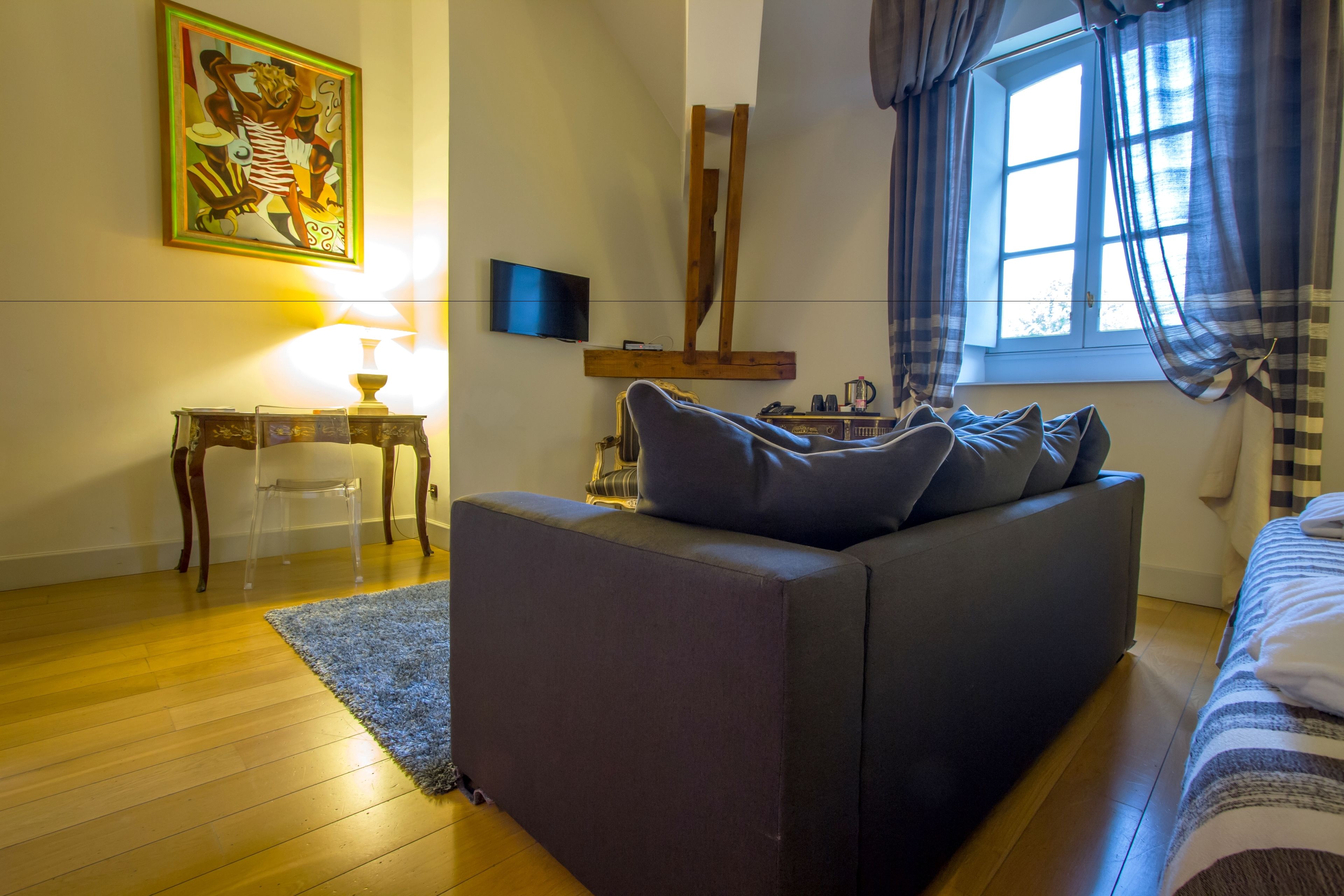 double room (privilege) | premium bedding, in-room safe, desk, soundproofing