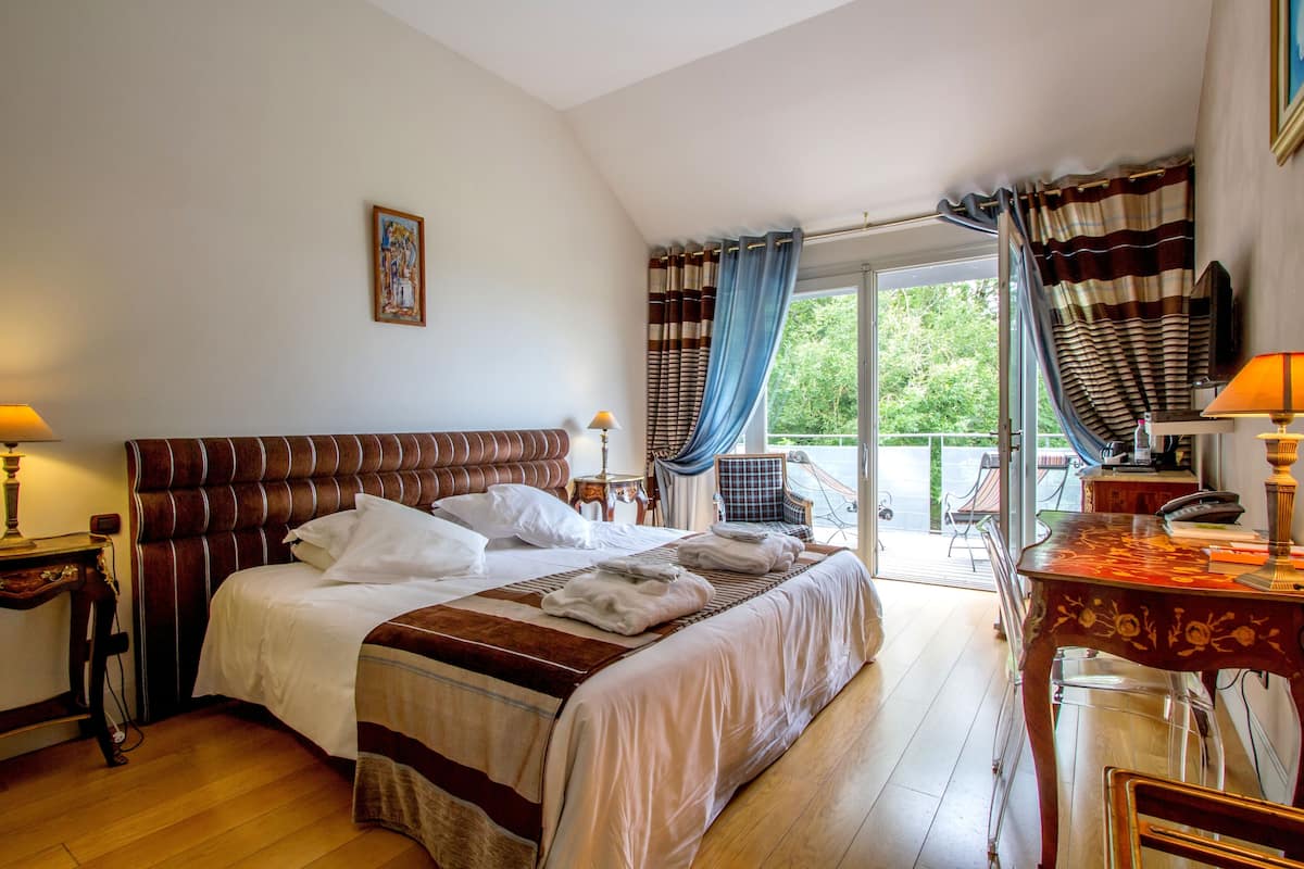 double room, terrace (grand prestige) | premium bedding, in-room safe, desk, soundproofing