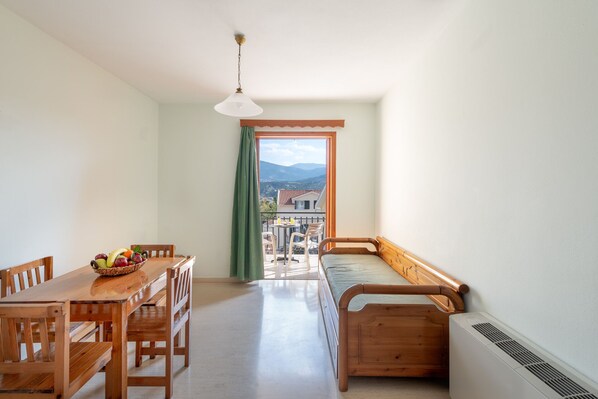 Dining - Europe Hotel (Kefalonia)