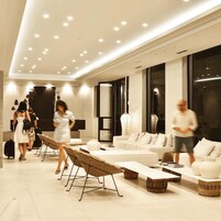 Sala de estar en el lobby