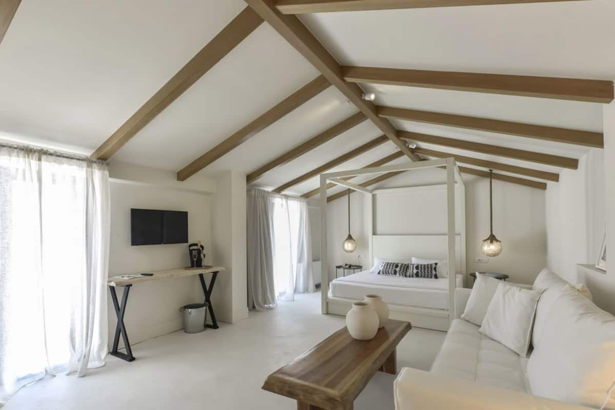 master suite with jetted tub & sea view  | living area | led tv