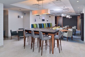 Free daily buffet breakfast  - Holiday Inn Express St. Louis West - O'Fallon by IHG (O'Fallon)