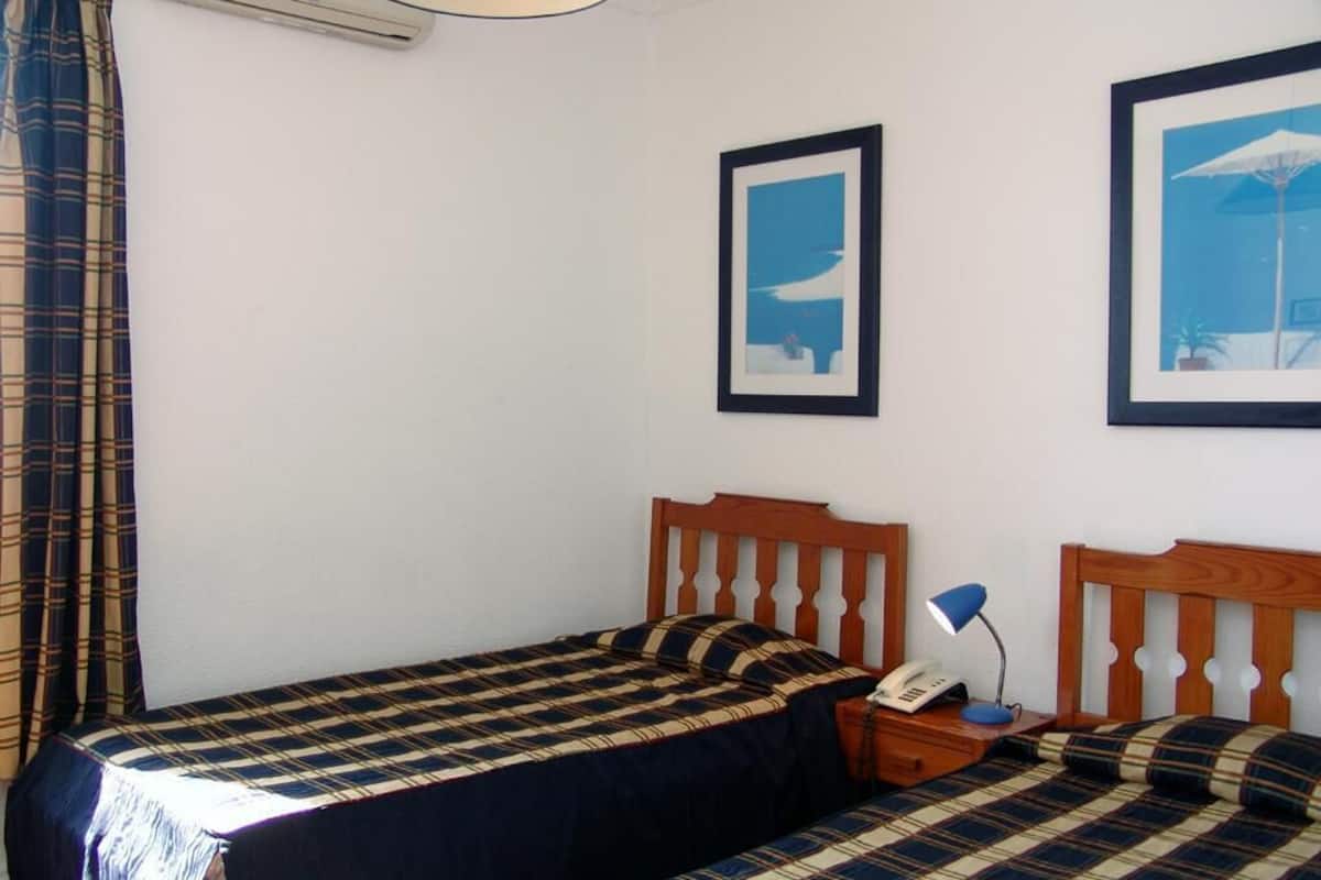 In-room safe, rollaway beds (surcharge), bed sheets