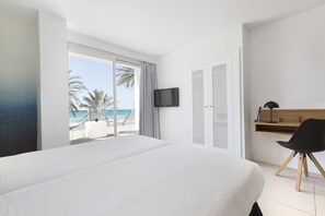 Coffres-forts dans les chambres, bureau, rideaux occultants