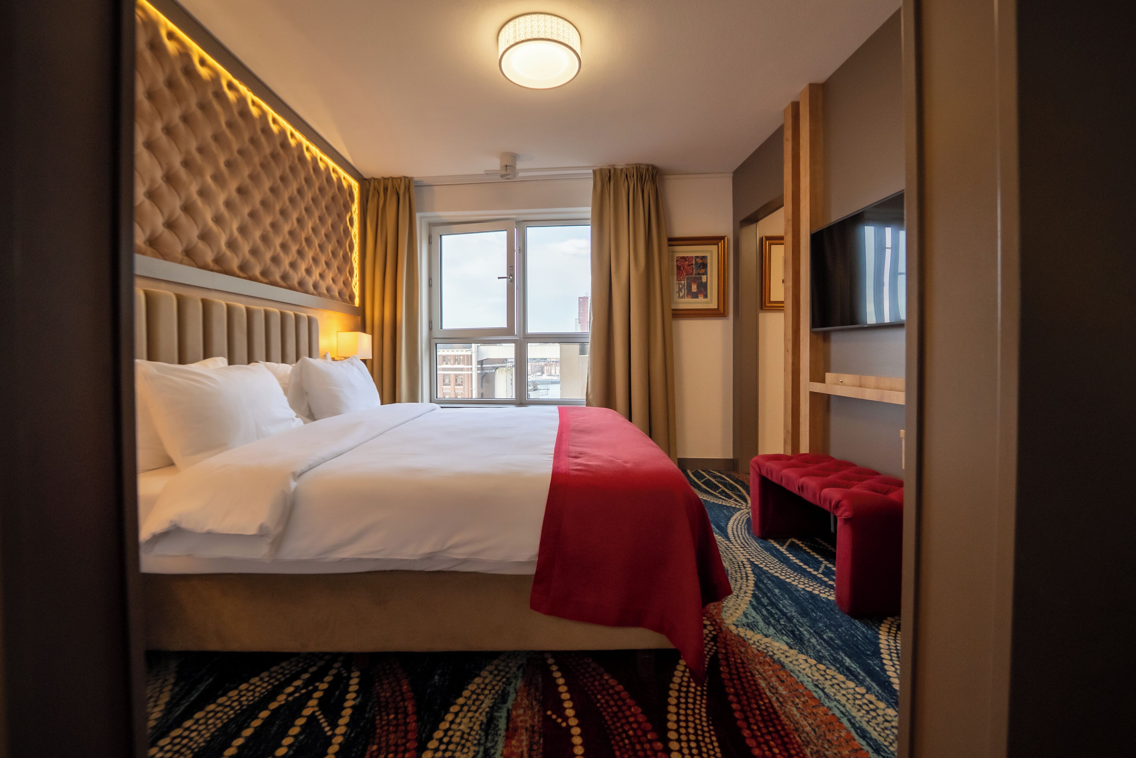 Family Room, 1 Bedroom