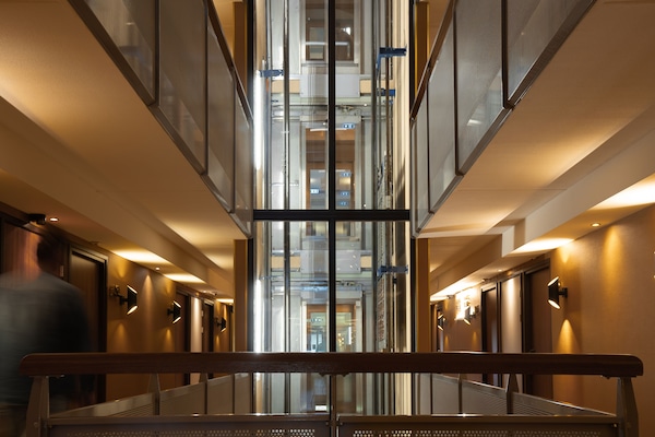 Elevator