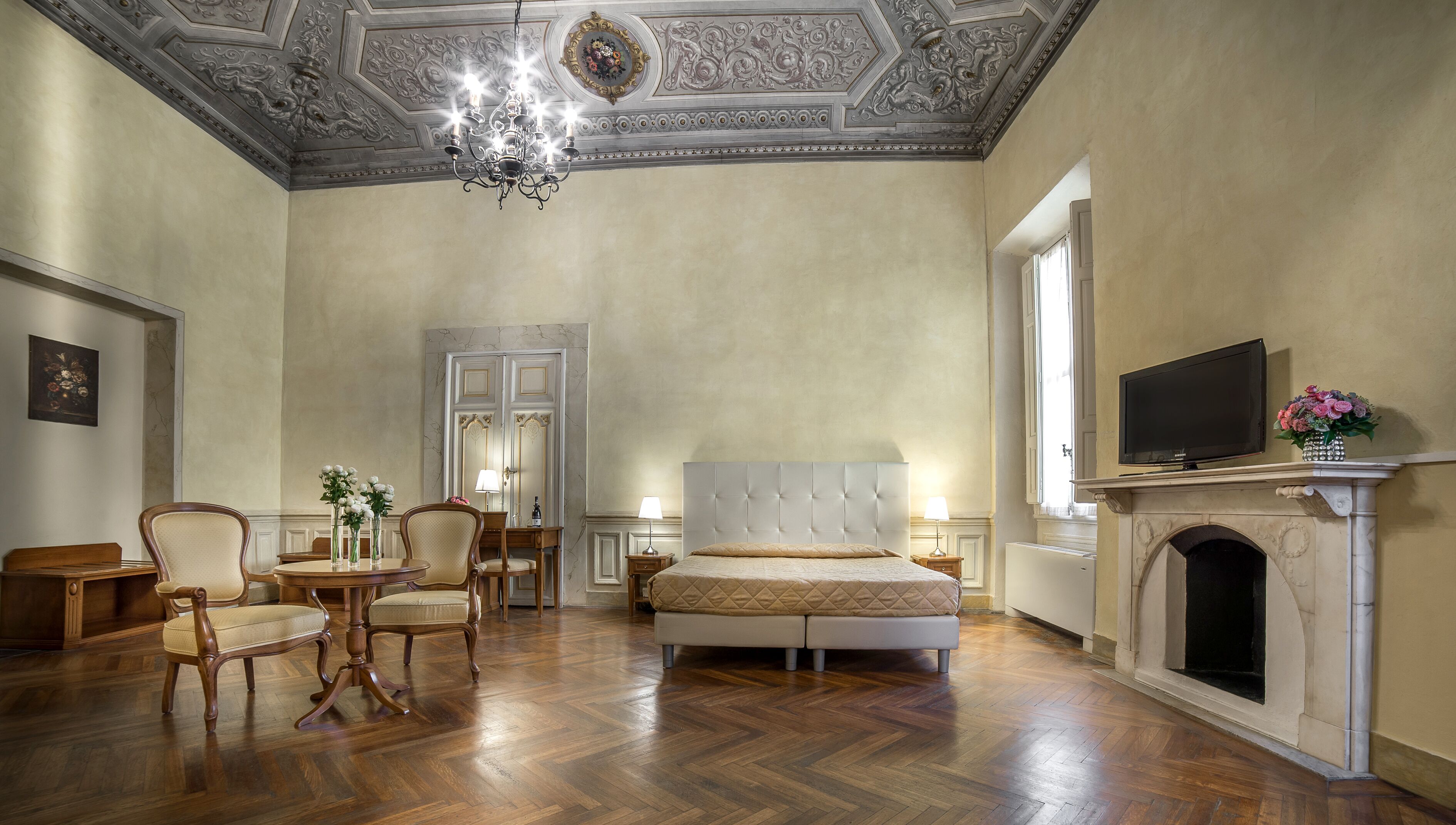 Photo - Hotel Bretagna Heritage - Alfieri Collezione