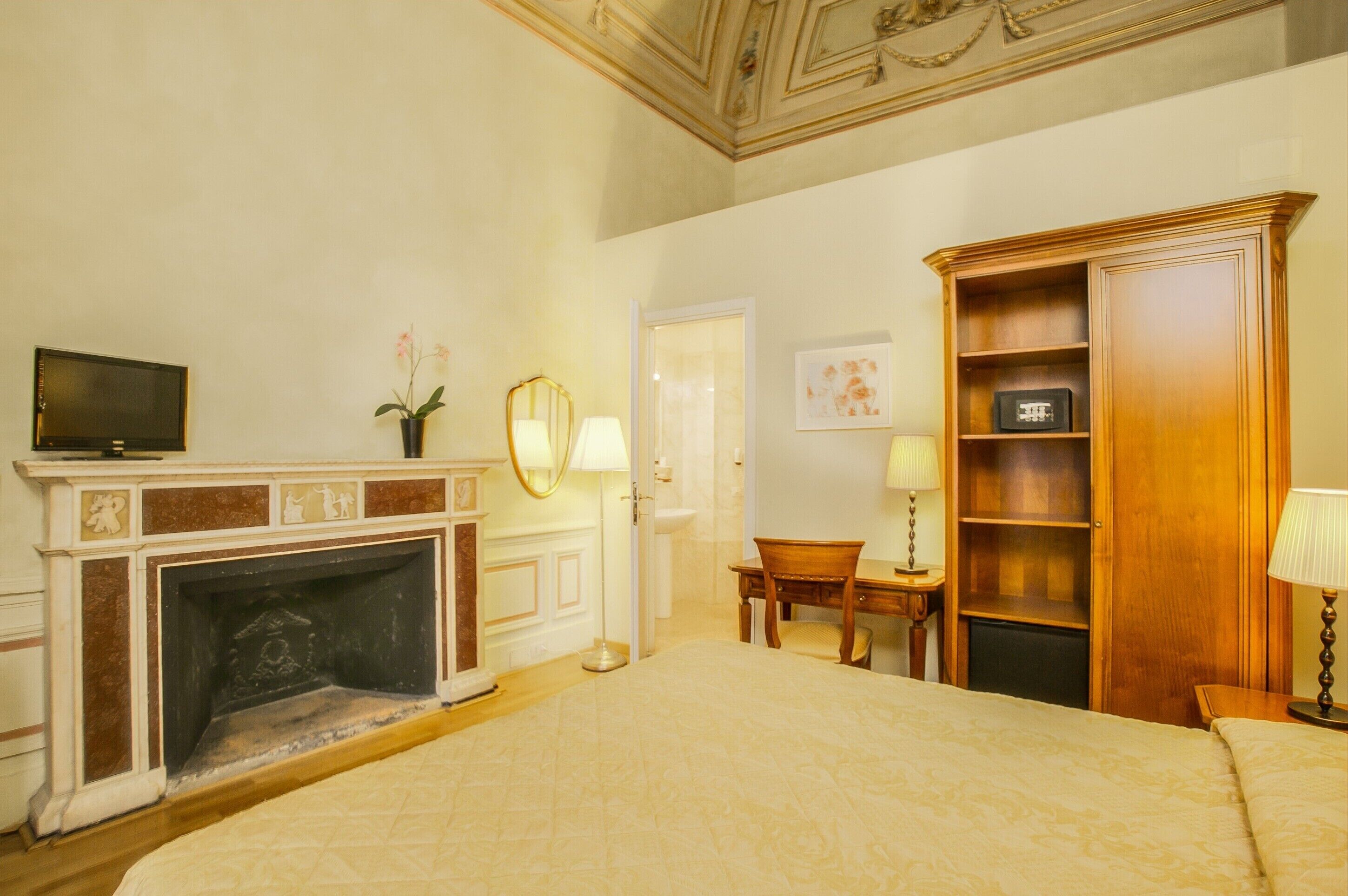 Photo - Hotel Bretagna Heritage - Alfieri Collezione