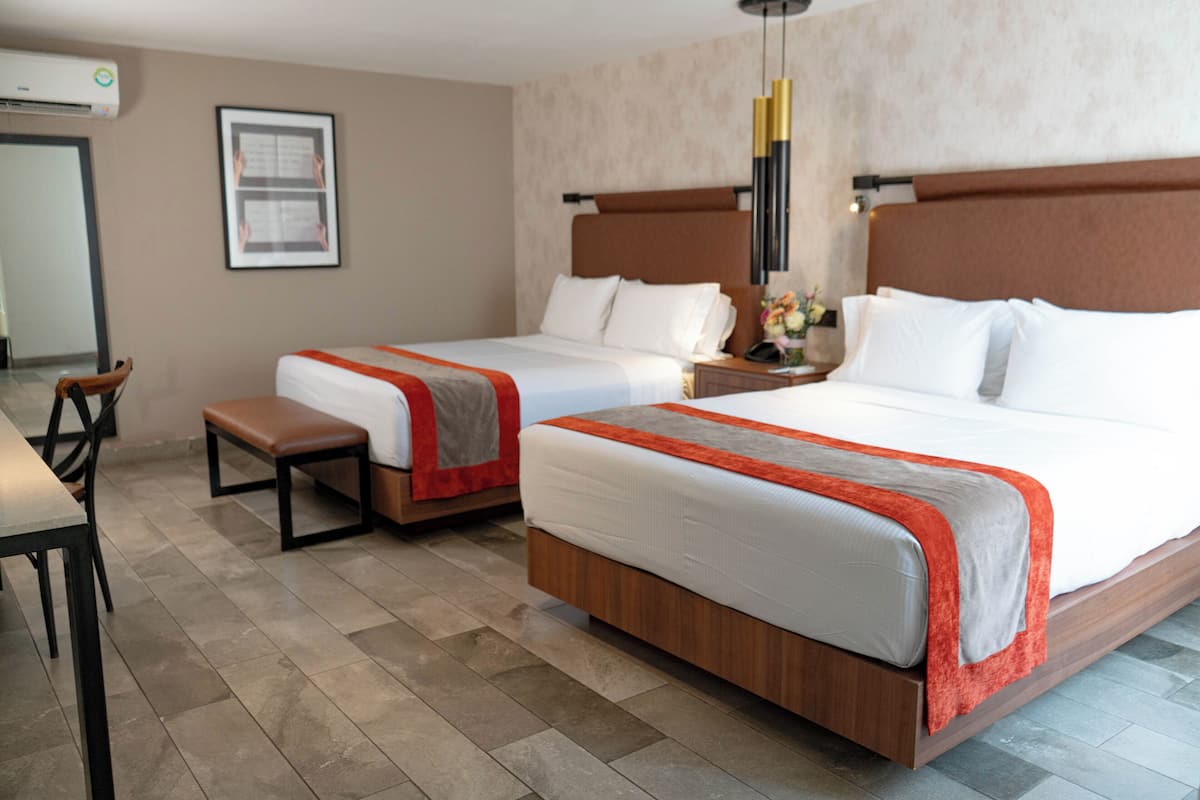 Double Room | Premium bedding, in-room safe, blackout drapes, soundproofing