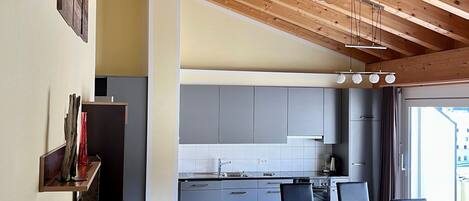 Standard Apartment, 1 Bedroom, Balcony | Living area