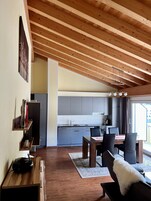 Standard Apartment, 1 Bedroom, Balcony | Living area