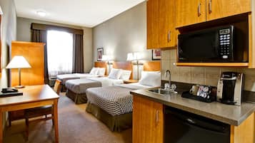 Blackout drapes, soundproofing, iron/ironing board, free WiFi