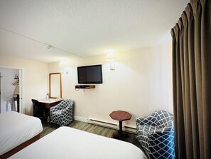 Room, 2 Queen Beds, Non Smoking | Premium bedding, desk, laptop workspace, blackout drapes - Canadas Best Value Inn & Suites Castlegar (Castlegar)