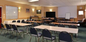 Meeting facility - Canadas Best Value Inn & Suites Castlegar (Castlegar)