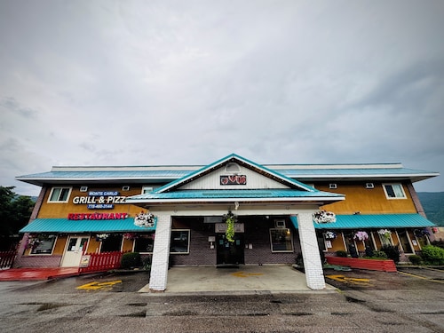 Canadas Best Value Inn & Suites Castlegar