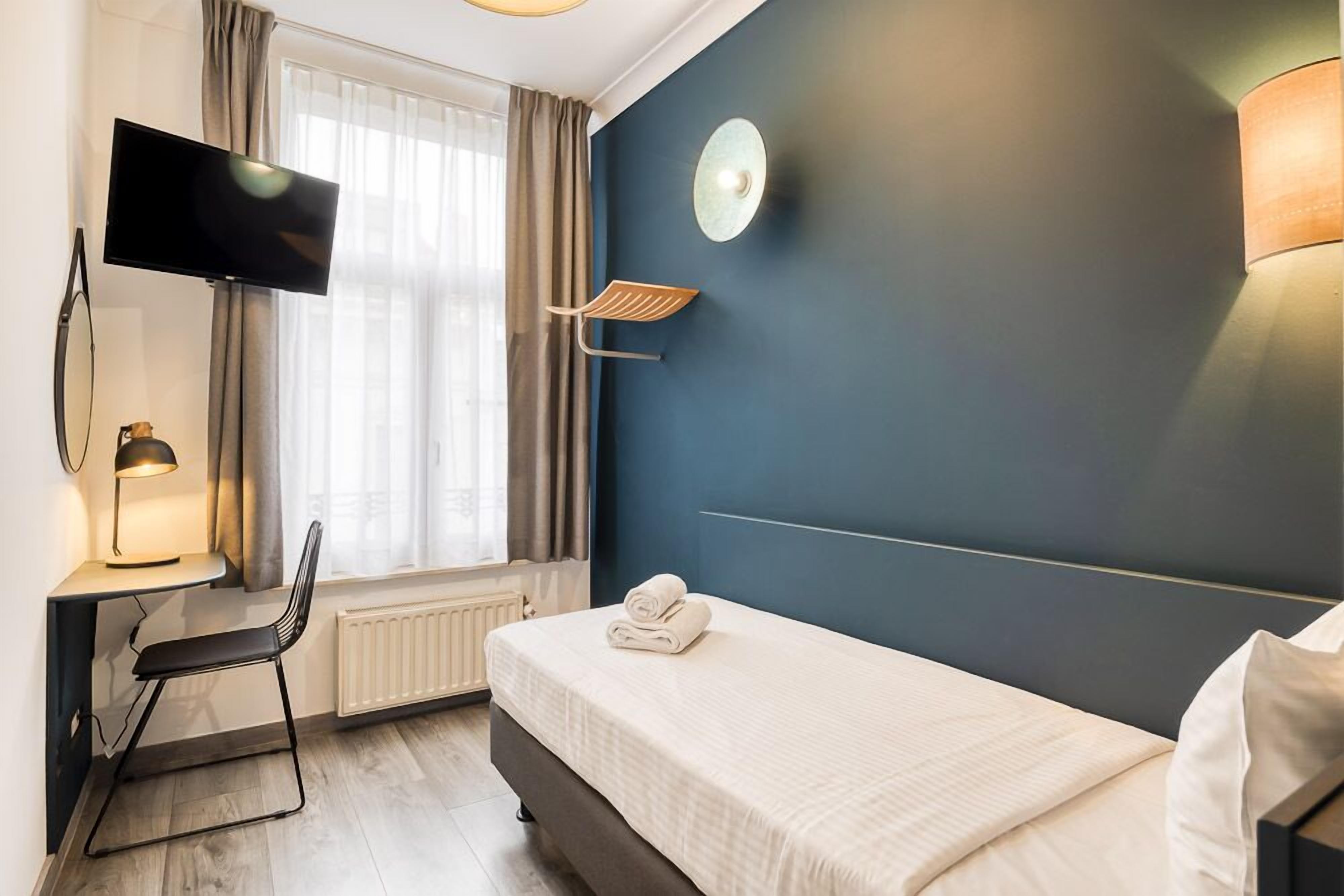 Economy Single Room (Annex building) | Desk, blackout drapes, iron/ironing board, free WiFi