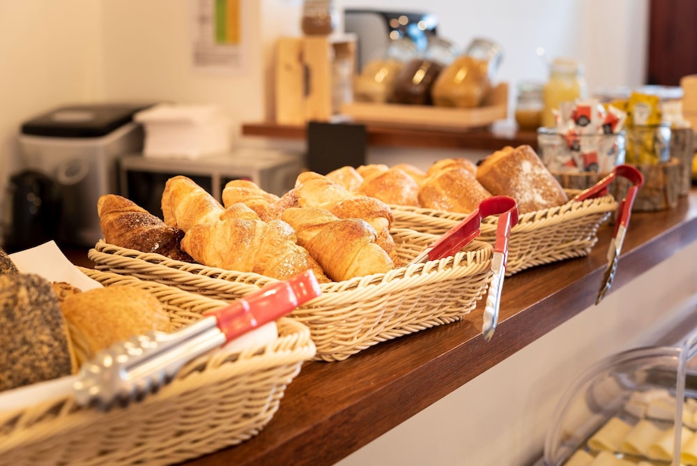 Beverly Hills by null