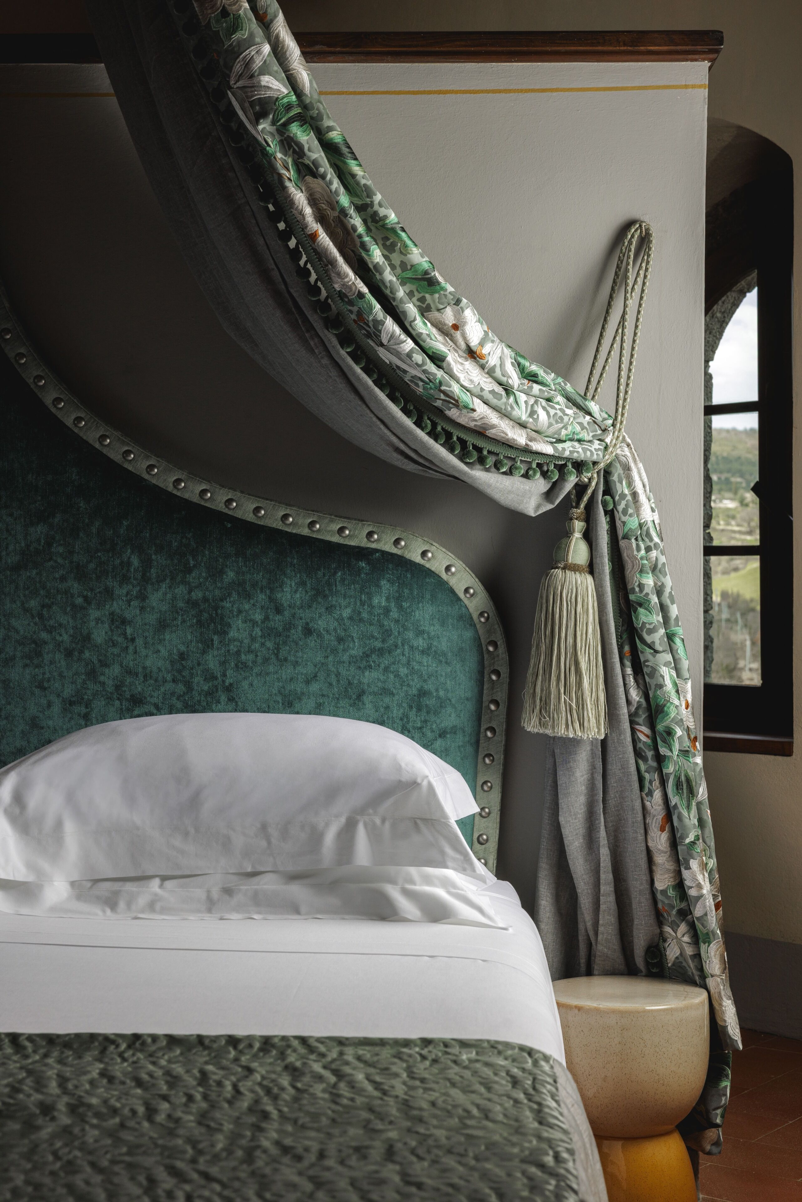1 غرفة نوم وأغطية فراش متميزة وميني بار ومكتب
