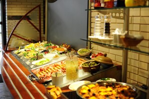 Breakfast, lunch and dinner served