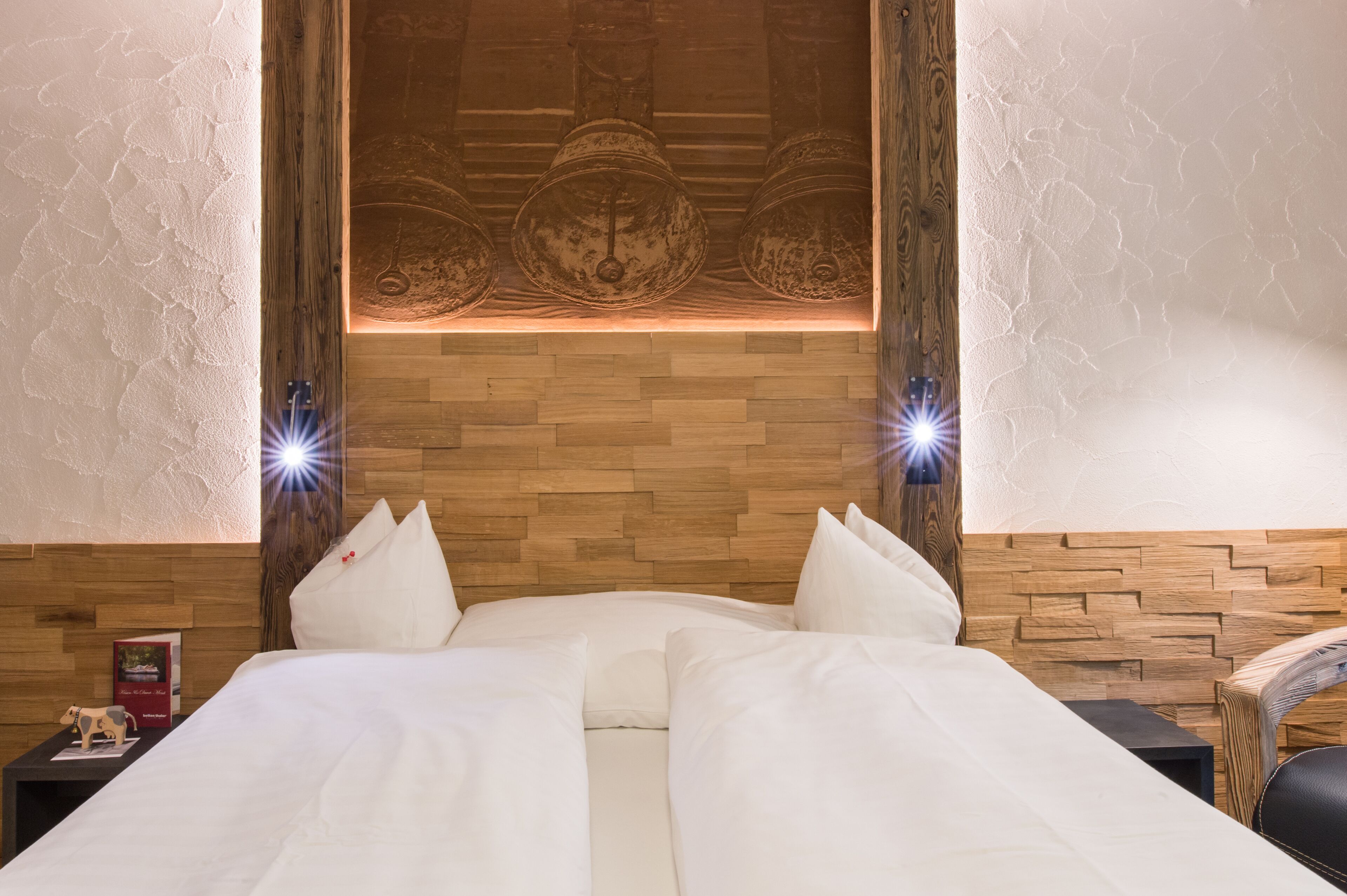 superior double room | 1 bedroom, minibar, desk, free wifi