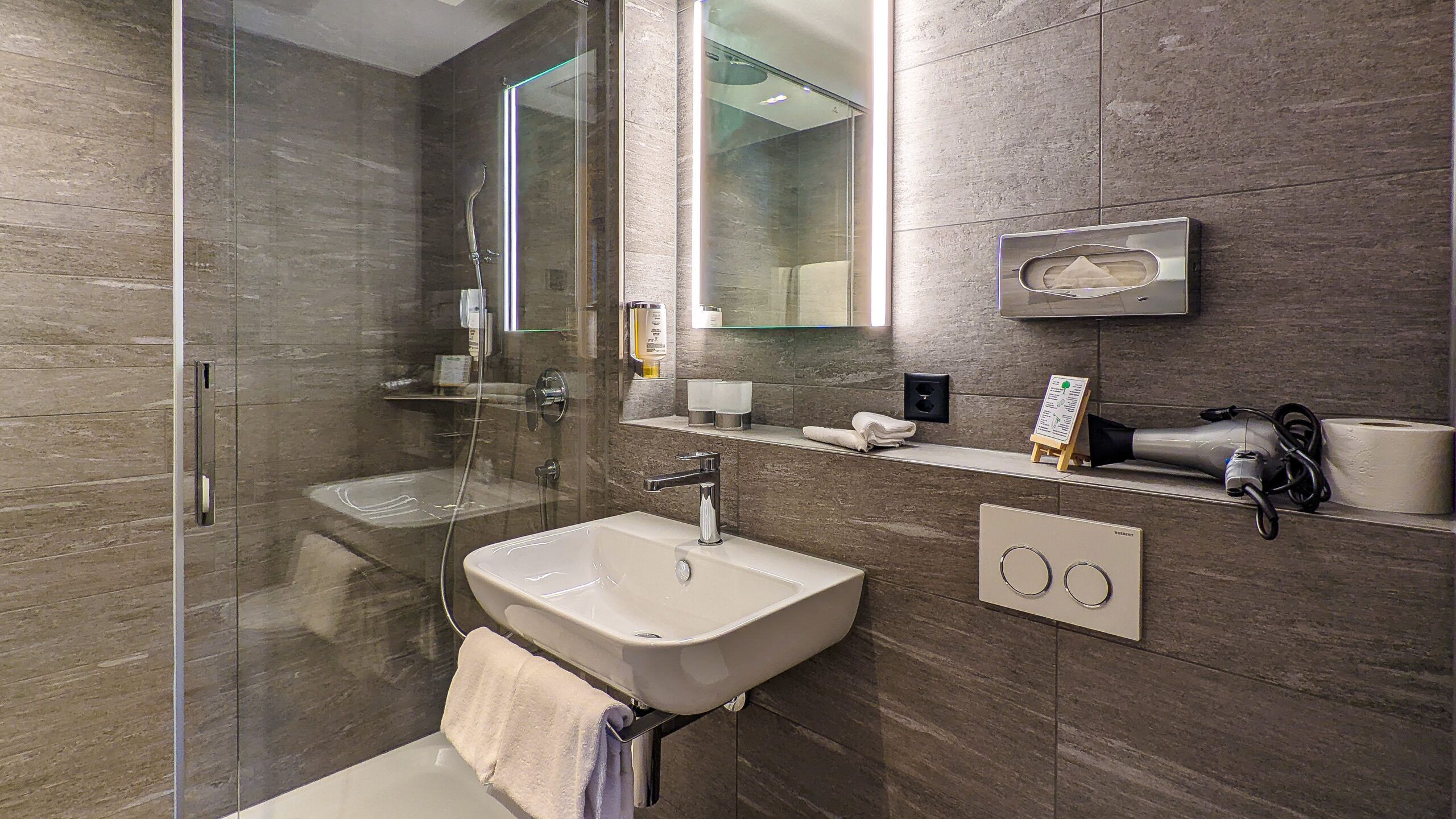 double room | bathroom | shower, hair dryer, towels
