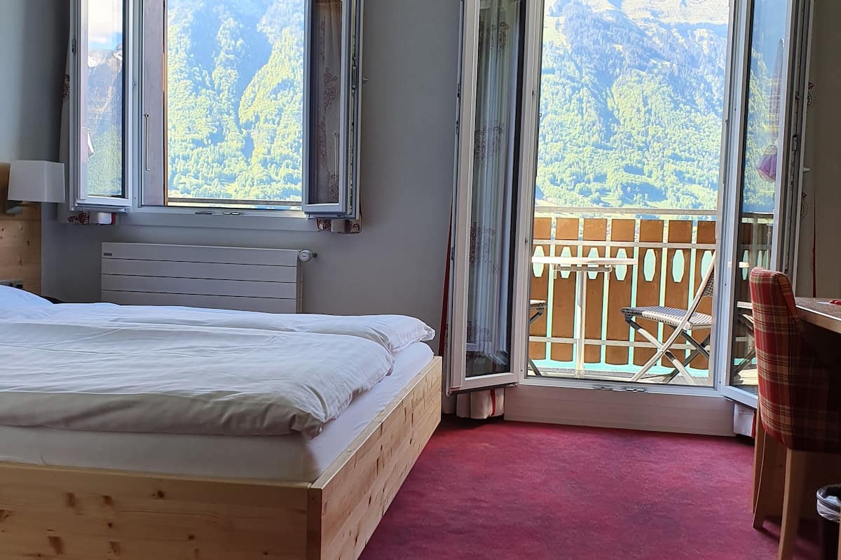 double room | in-room safe, free wifi, bed sheets