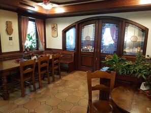 Interior detail - Hotel Central (Agarn)
