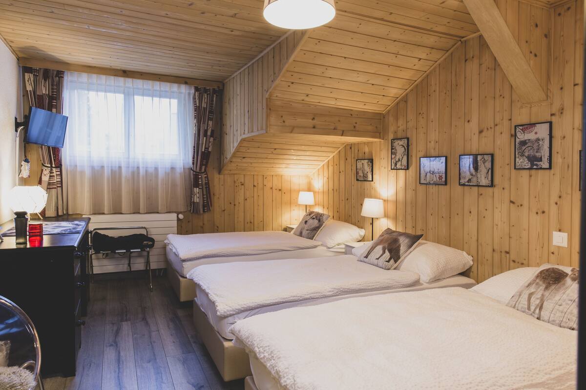 Dreibettzimmer