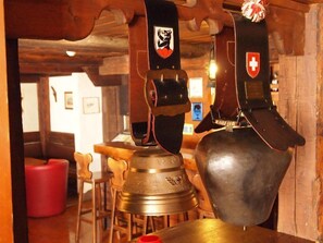 Bar (on property) - Simmental (Boltigen)