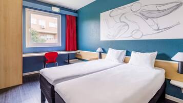 Twin Room, 2 Single Beds