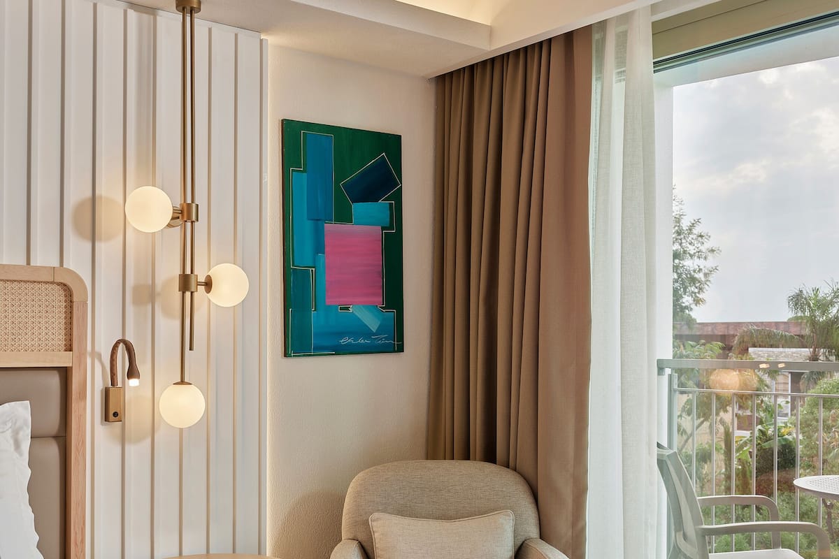 1 bedroom, free minibar, in-room safe, desk