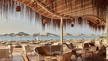 Beach bar