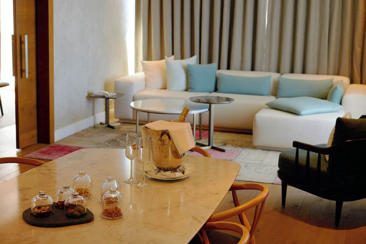 Penthouse Suite with Turkish Bath & Jacuzzi (2 Adult + 2 Children) | Free minibar, in-room safe, desk, laptop workspace