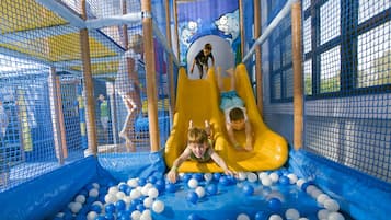 Aire de jeux - intérieure