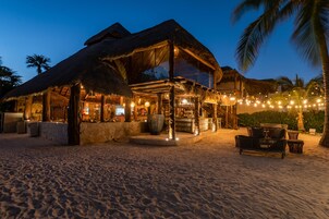 Breakfast, lunch, dinner served; international cuisine, beach views 