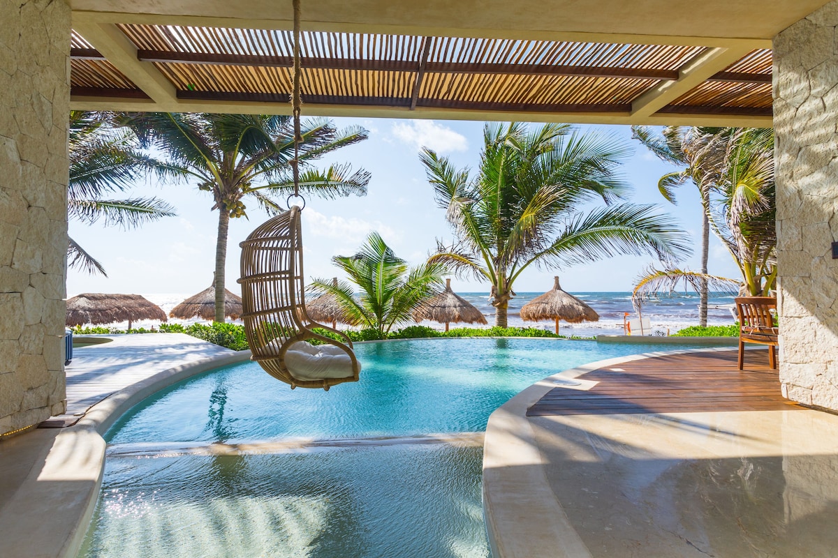 Ana y Jose Hotel & Spa Tulum pool area overlooking the beach