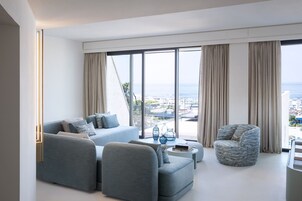 Penthouse Sasso | Edredons de pluma, frigobar, cofres nos quartos, quartos à prova de som