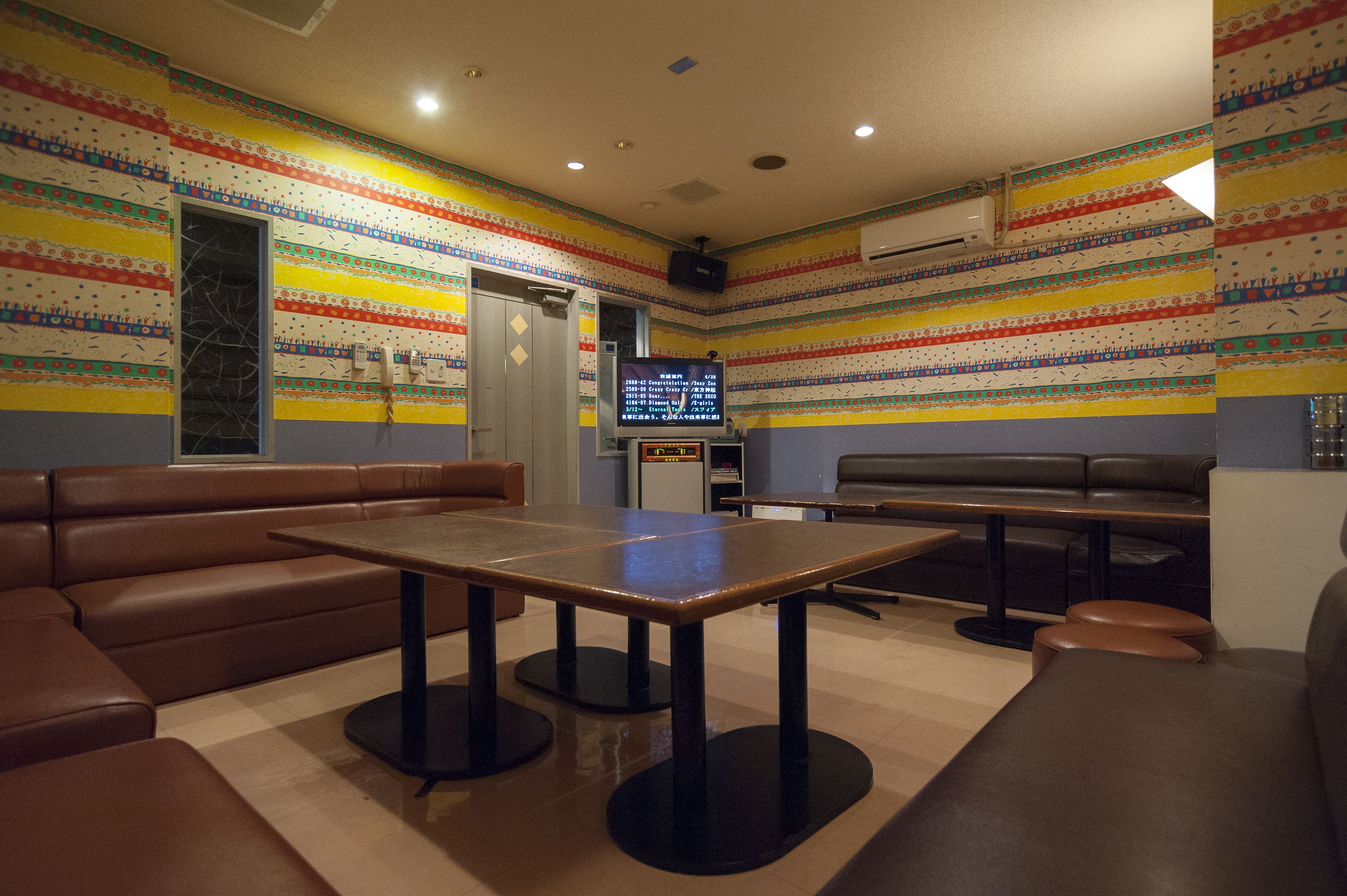 karaoke room