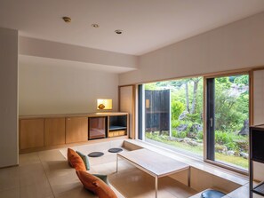 Down comforters, in-room safe, individually decorated - Kuramure (Otaru)