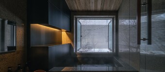 OTARU RETREAT by Onko Chishin